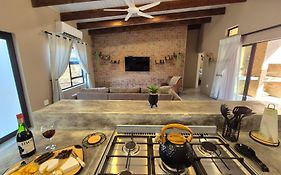 Warthog'S Retreat